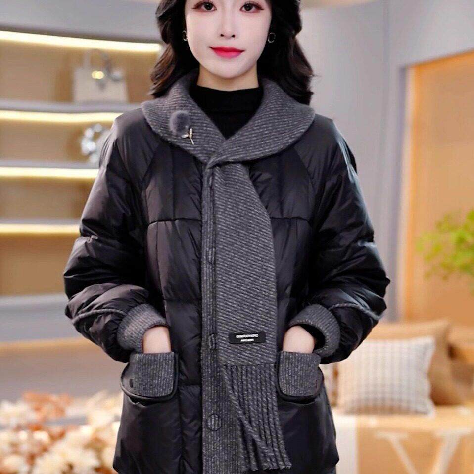 极速黑色拼接围巾羽绒服女2026年冬季新款阔太太妈妈装中长款时尚