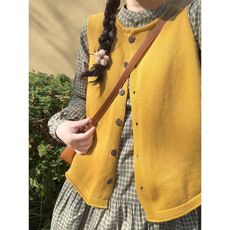推荐日系复古姜黄色针织开衫马甲女秋冬衬衫叠穿毛衣背心无袖坎肩