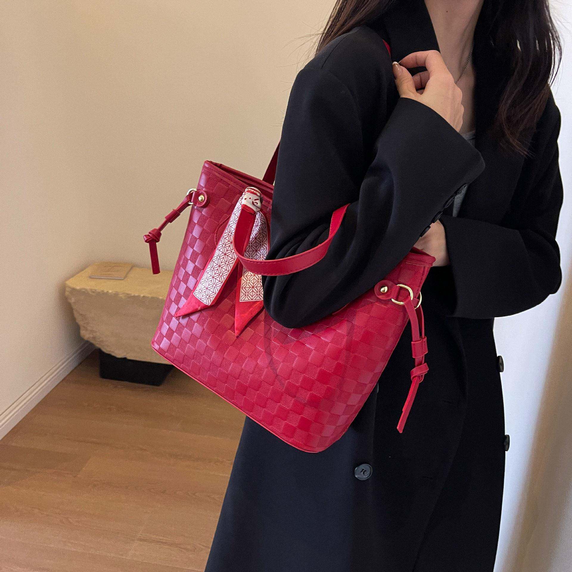 极速婚包大容量包包女士2026新款洋气新娘包通勤单肩包百搭洋气托