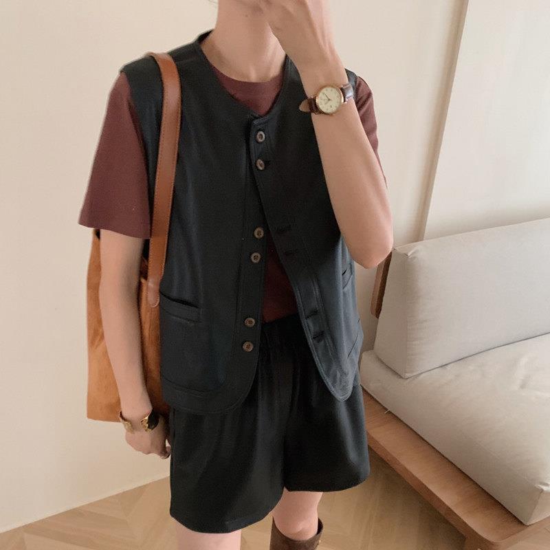 极速复古圆领皮质西装马甲外套女2026年秋季新款百搭无袖背心坎肩