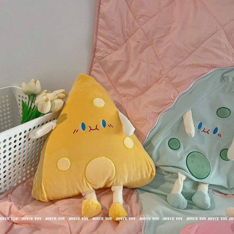 卡通芝士车用折叠抱枕被子两用冬季加厚空调被办公室午Y睡毯子四