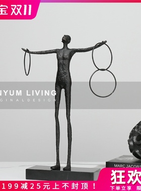 简约现代轻奢g家居玄关柜金属创意人物雕塑摆件样板房间软装饰品