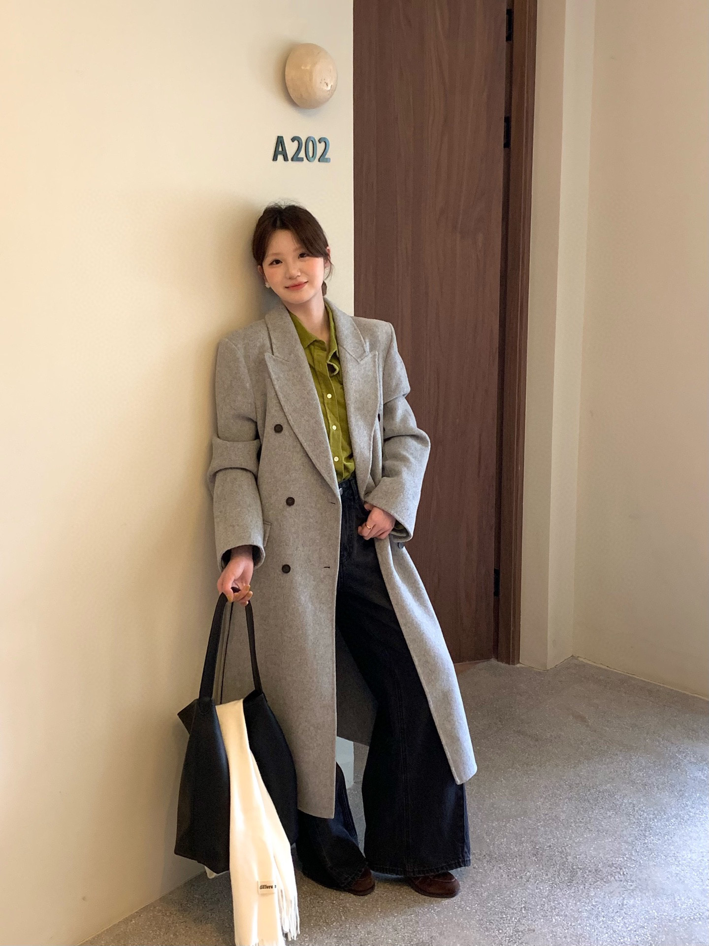 非真实价格：韩系休闲简约百搭中长款灰色双面羊绒大衣外套
