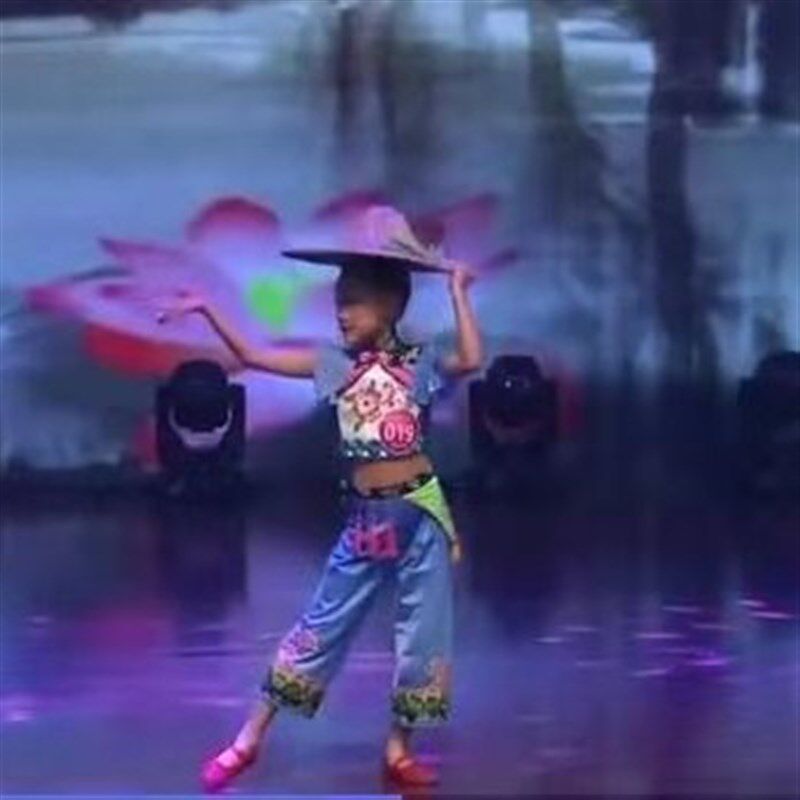 水梦谣舞蹈服装水梦瑶独舞服民A族服装定制各种舞台服儿童演出表