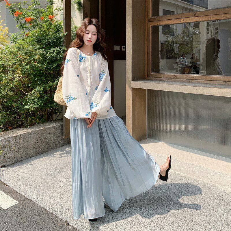 森系文艺气质减龄两件套r女2026春季新款松弛感绣花衬衫阔腿裤套