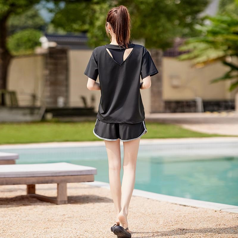 泡温泉泳衣女大码三件套2024新款保守显瘦时尚微胖遮肉分体式三亚