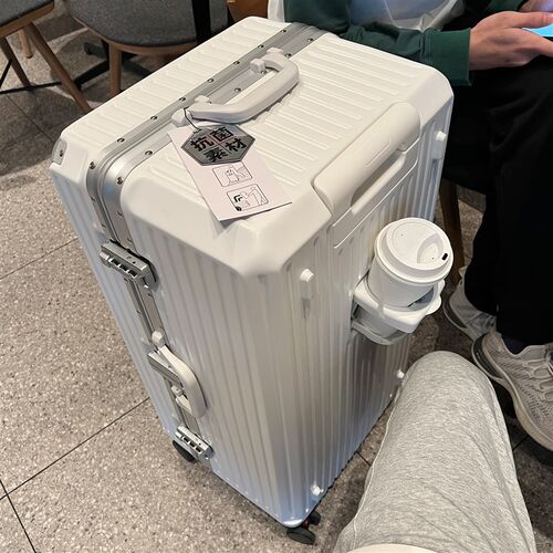 TSA密码锁行李箱大容量铝w框拉杆箱 30吋PC材质万向轮旅行箱