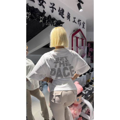 Gymshark鲨鱼SetThePaceTankT恤