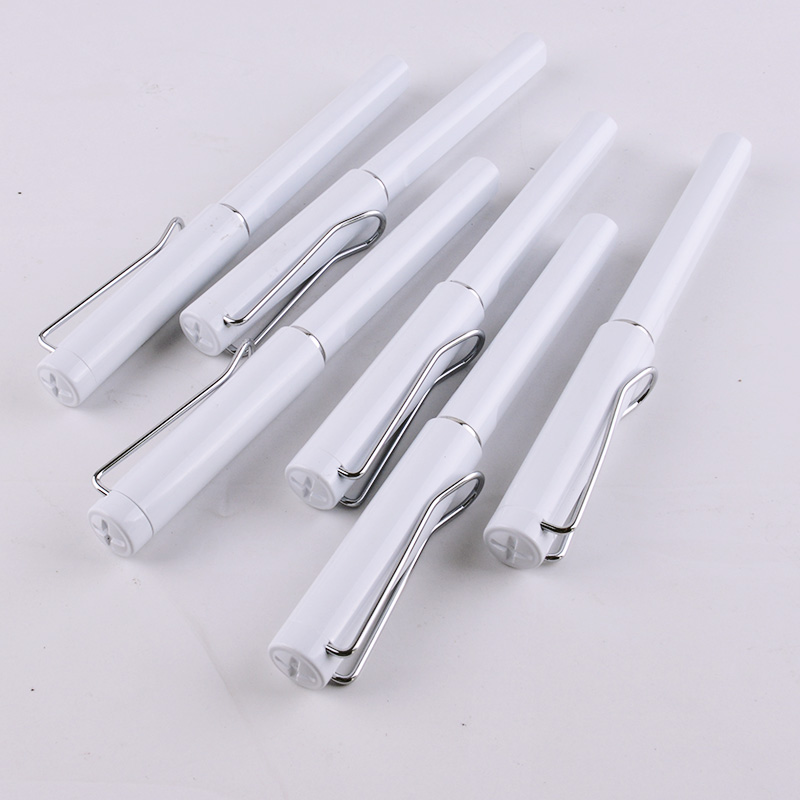 白色中性笔广告笔支持刻字印字笔办公签字笔针管笔学生用笔定制笔