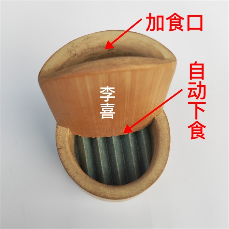画眉自动下食下料磨嘴杯磨嘴器磨锋钩磨锋嘴磨尖快鸟笼配件鸟用品