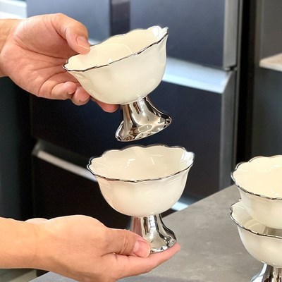创意高脚碗雪糕碗冰淇淋杯高颜值可爱陶瓷甜品碗奶昔酸奶碗冷饮杯