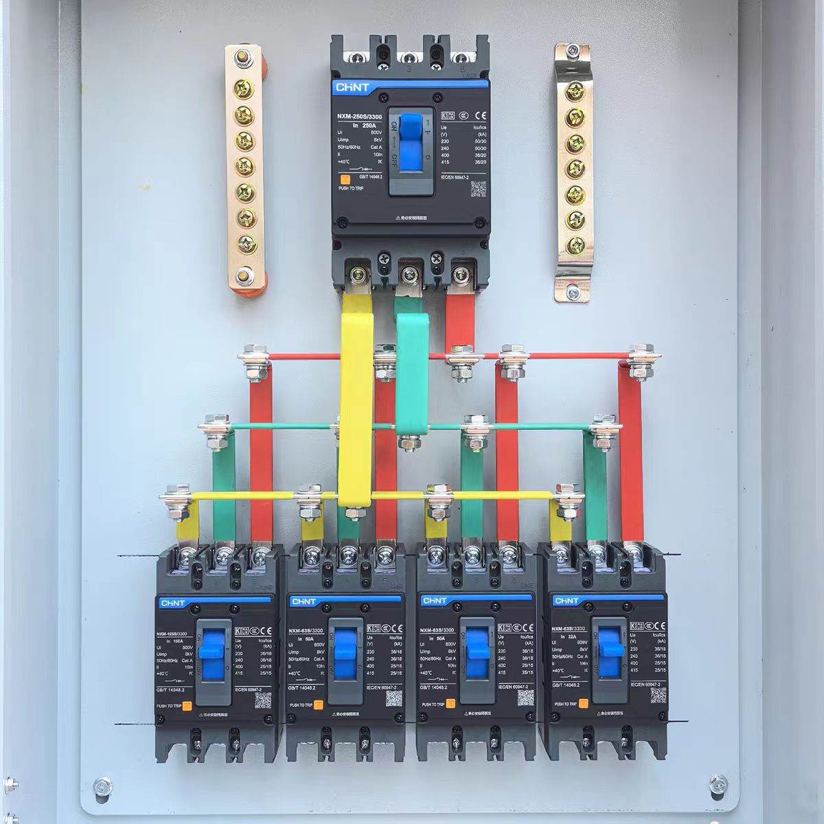 定制低压成套配电箱开关动力柜工地用三相四线铜排柜照明控制箱