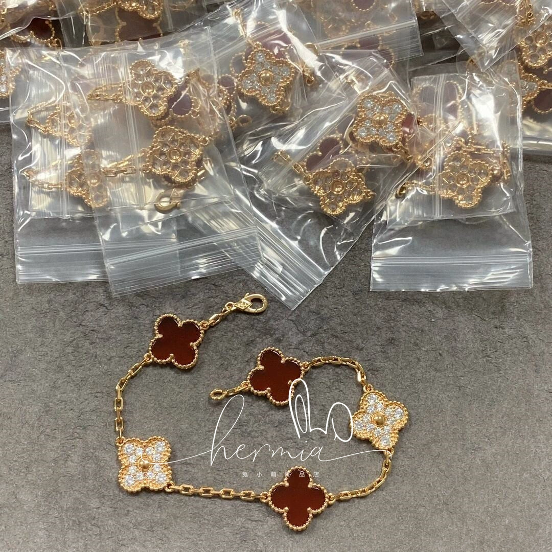 新款四叶草五花手链女镀18k黄玫瑰金红蓝紫色镭射满钻轻奢高级感