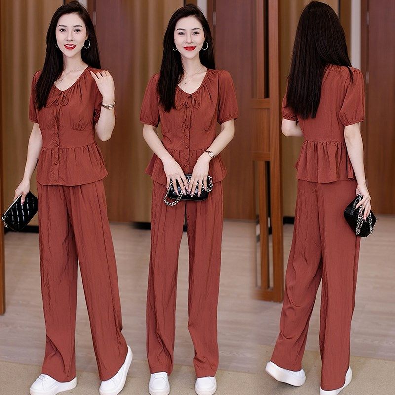 夏季时尚休闲套装女2025今年流行新款小个子洋气减龄阔腿裤两件套