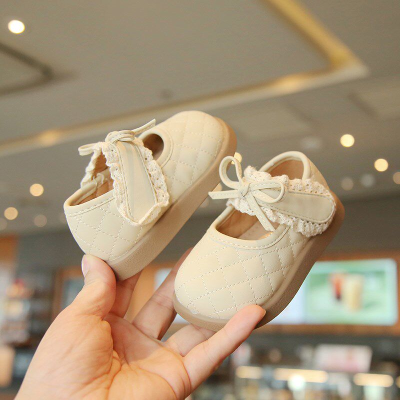 春秋季新款女宝宝鞋子1一2岁小童公主单鞋婴儿防滑软底透气学步鞋