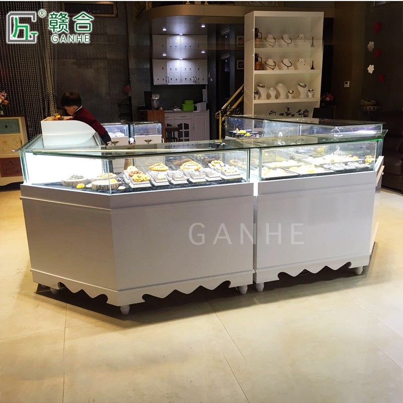 新款烤漆展示柜 转角柜台  玻璃饰品展示柜首饰精品展柜欧式木质