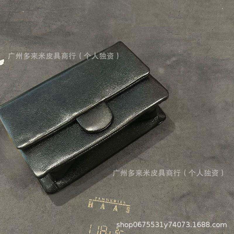 24k牛皮口盖包女金币徽章链条cfmini单肩斜挎包金球方胖子鱼子酱