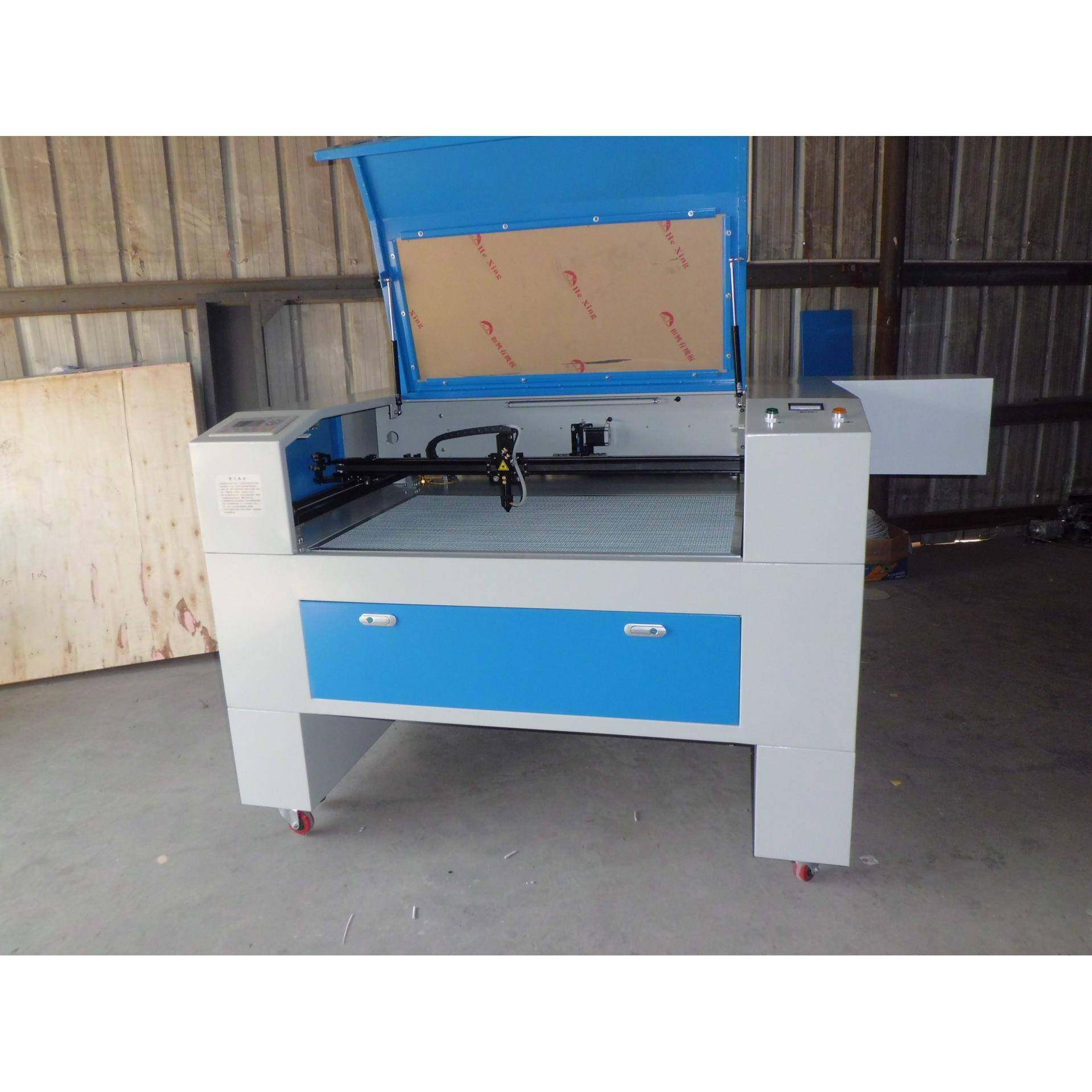 供应义乌工艺礼品激光雕刻切割机贴布绣商标自动定位切割机供应商,五金/工具,其他机械五金,淘宝优惠券,粉丝福利购,淘宝优惠卷