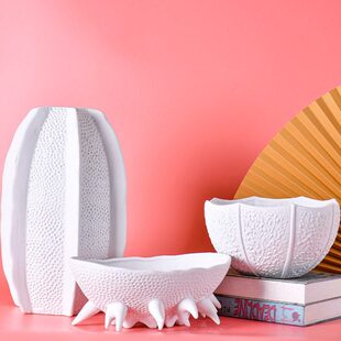 轻奢欧式家居抽象插花陶瓷花瓶花盆玄光摆件纯白餐桌创意软装