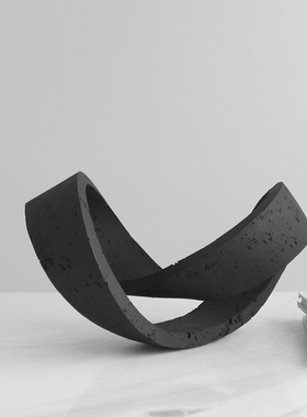 侘寂风创意树脂仿洞石几何环w形艺术摆件样板间展厅酒柜电视柜客