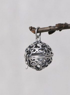 可打开复古做旧香囊吊坠女镂空随身携带香薰嘎乌盒中国风镀银项坠