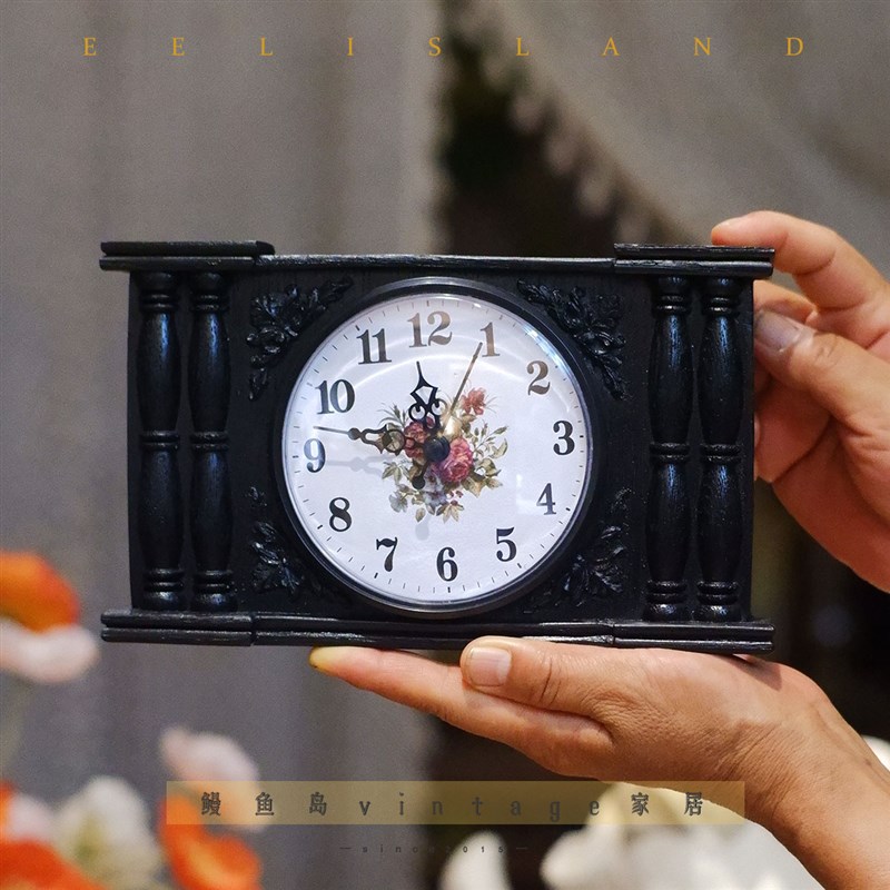 法式中古风雕花仿木纹玫瑰装饰钟表摆台床头桌面静音时钟氛围摆件