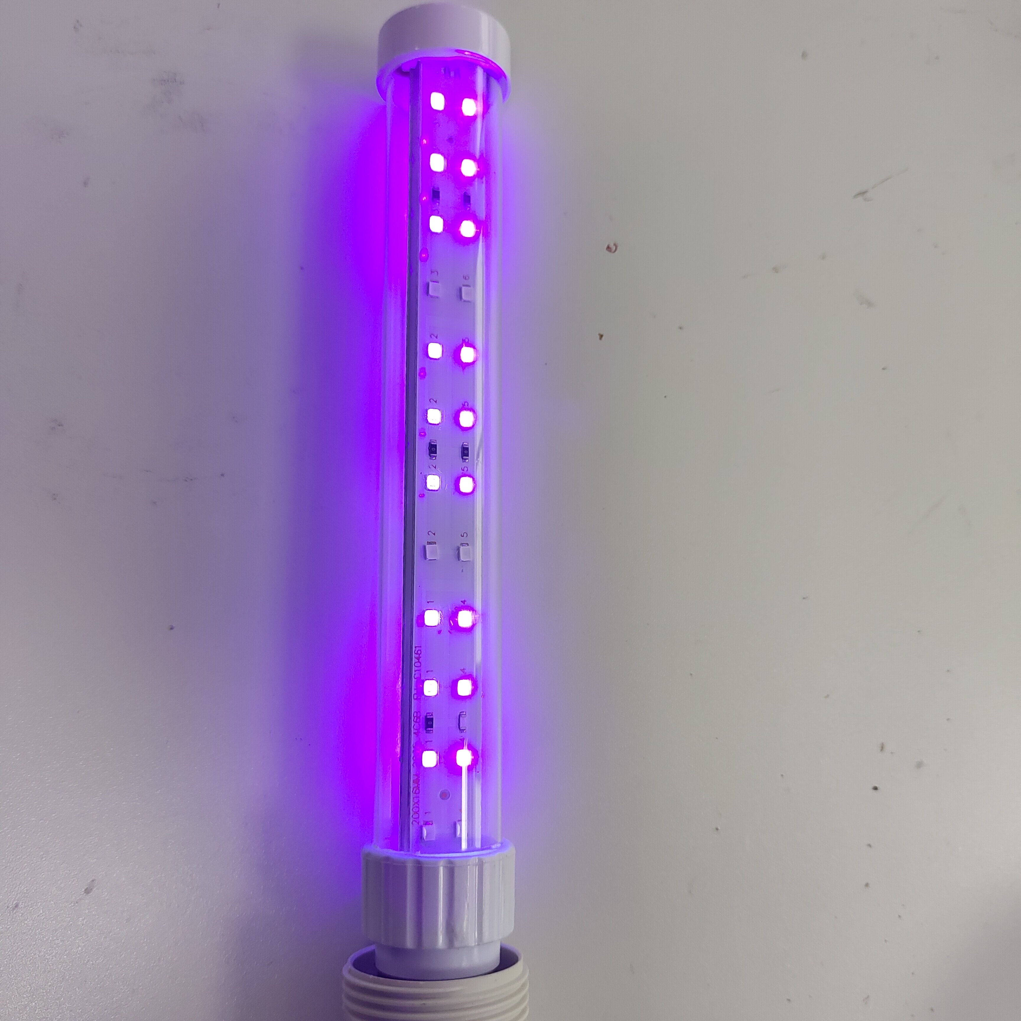 LED220V诱虫灯管紫光灯灭蚊灯