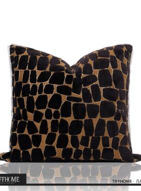 TIFFHOME现代高级黑金植绒混纺靠包轻奢抱枕沙发靠枕样板间腰枕套
