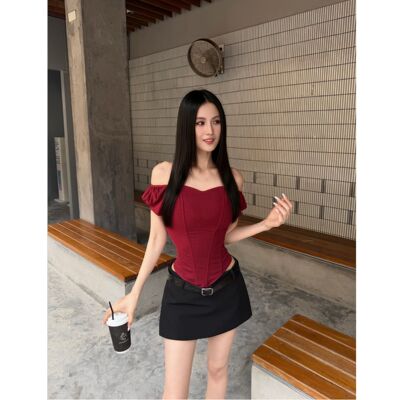 酒红色修身鱼骨短袖抹胸立体背心