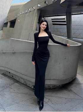 BETTER ME 复古简约修身方领褶皱高腰法式秋冬连衣裙