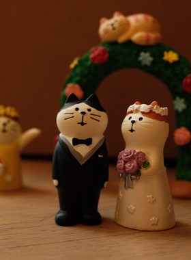 猫咪夫妇的神圣时刻浪漫婚礼结婚公仔装饰伴手礼祝福可爱玩具模型