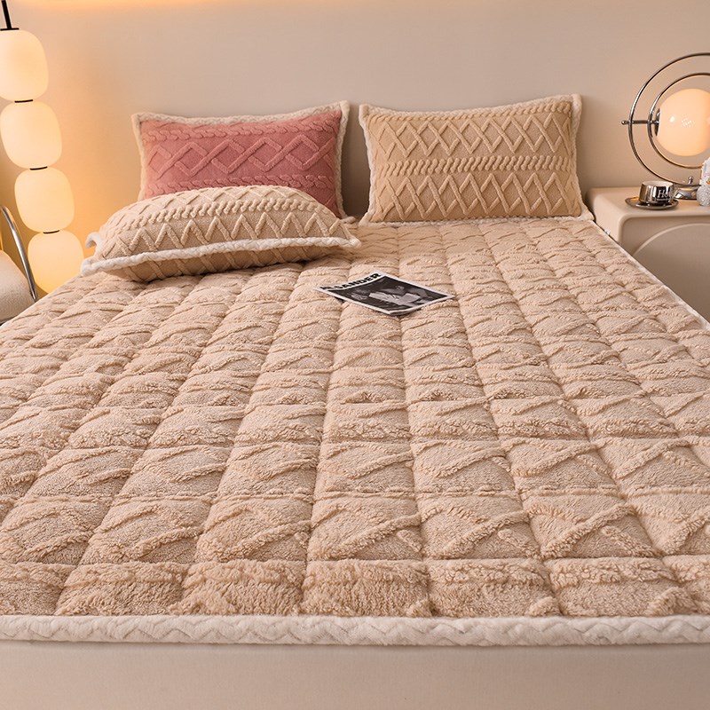 家用塔芙绒床垫子保暖卧室防滑床褥软垫被宿舍学生单人可折叠