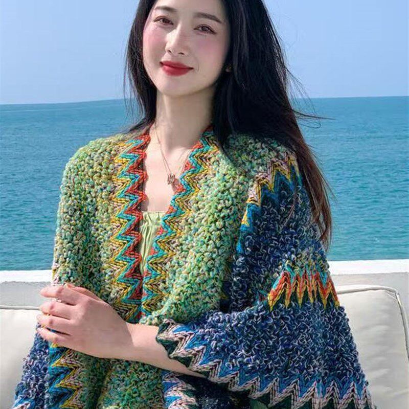 民族风披肩女式外衣新款配色秋冬时尚云南旅游围巾两用披风毛毯潮