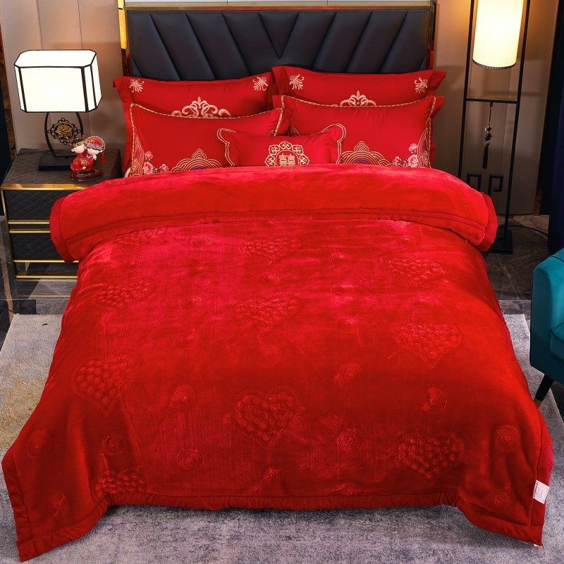 婚庆拉舍尔结婚毛毯床上雕花大红色加厚冬季陪嫁双层绣花毯子盖毯