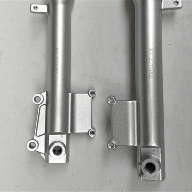 踏板摩托车电动车助力车小帅哥祖玛末战碟刹前减震器前避震前叉