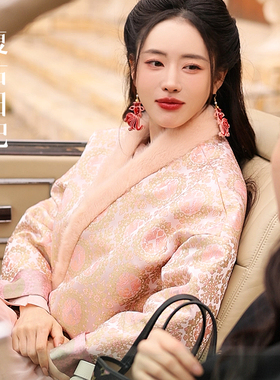 复古日记“粉金宝相”100桑蚕丝宋锦交领水貂羊绒棉外套25DF2298