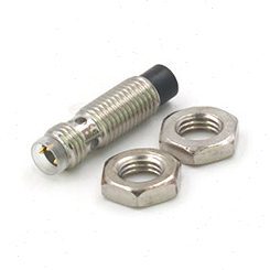 现货BES000M Balluff巴鲁夫BES M08EB-PSC40F-S49G电感式接近开关