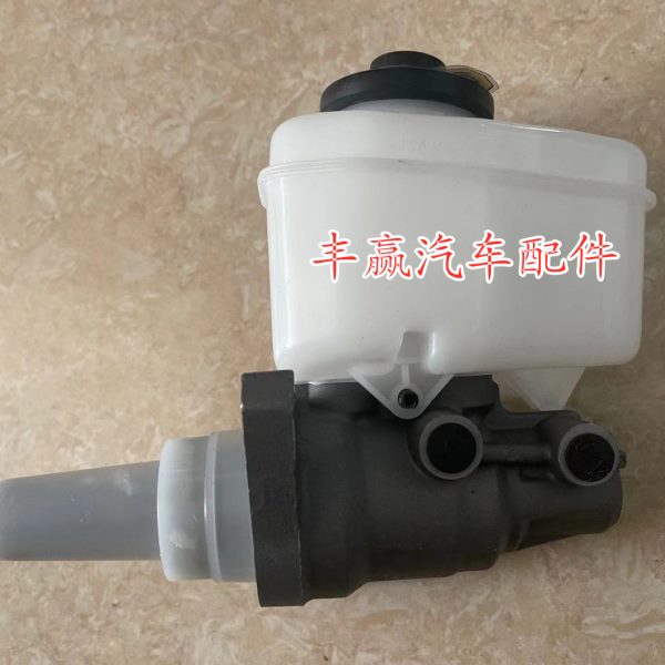 03-17新老款普拉多 霸道2700 4000 LC120 LC150刹车总泵 制动总泵