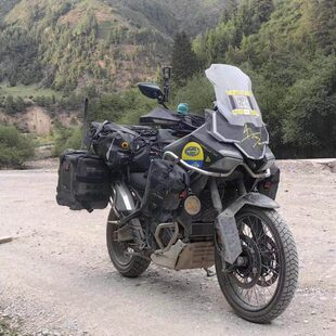 初易True适用升仕703F边包护杠边箱尾箱保险杠配件改装 件软包