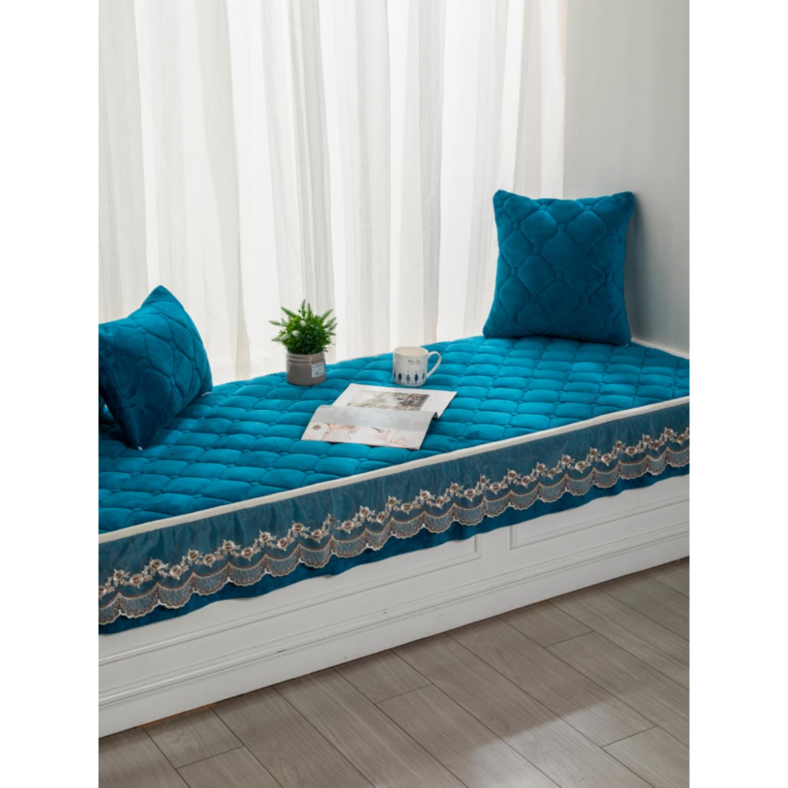 采购产品加厚凸窗垫，窗台垫，四季通用阳台垫，简单现代榻榻米毯