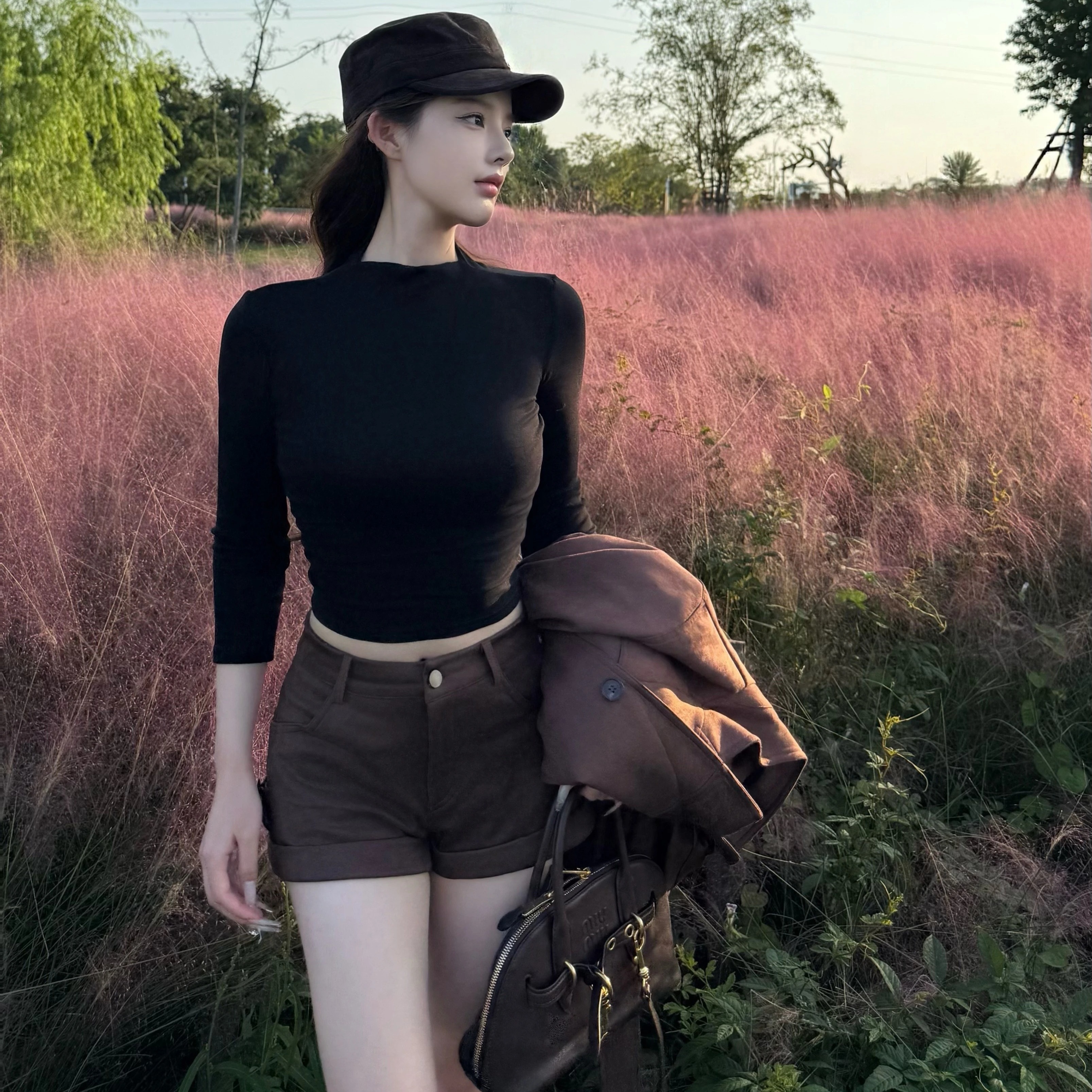 Layyyy【s型百搭】半高领七分袖纯色黑T恤女简约高级感修身上衣