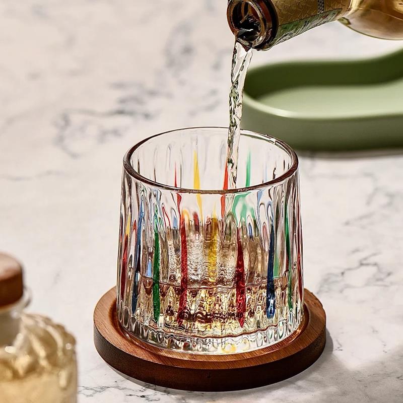 LunTime岁月 杯具北欧家用不倒翁酒杯玻璃水杯彩色带杯垫旋转杯