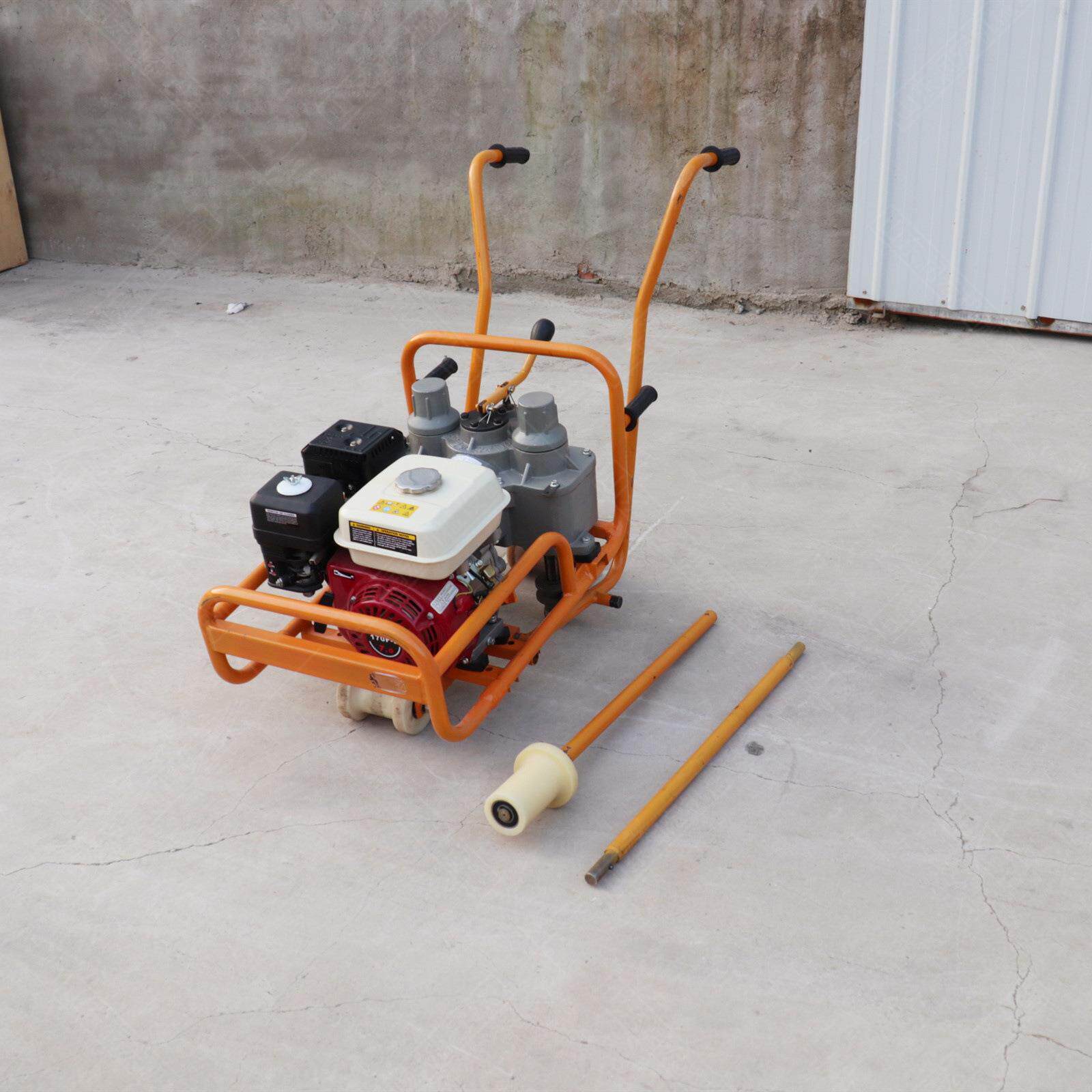 -600型内燃螺栓扳手 内燃机动双头螺栓扳手 轨枕双头螺栓扳手