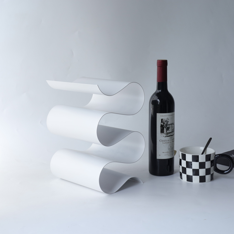 北欧轻奢扭曲S型红酒架摆件样板房酒柜家居展示架装饰置物收纳层