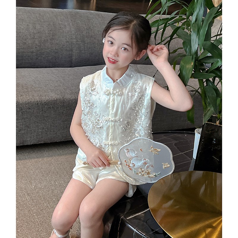 女童套装2025夏季新款中式国风无袖旗袍背心上衣白色短裤两件套