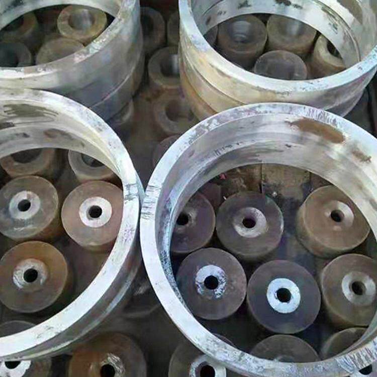 大型198型雷蒙机配件价格优惠，4128型雷蒙磨磨环磨铲刀总成辊批