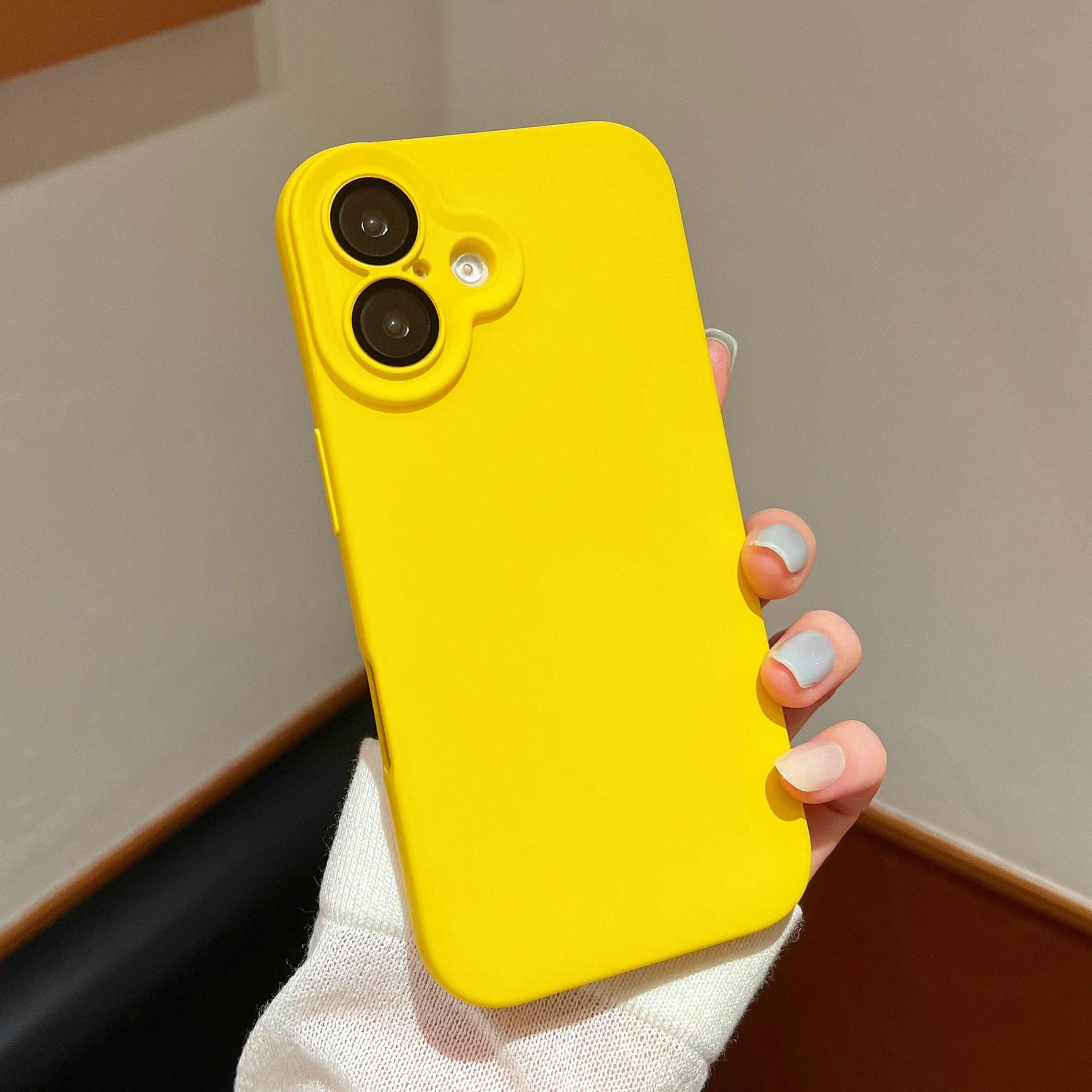 ins高级纯色仿液态壳适用苹果16promax手机壳iPhone15简约防摔14硅胶13纯色情侣15pro自带镜头膜16全包软壳