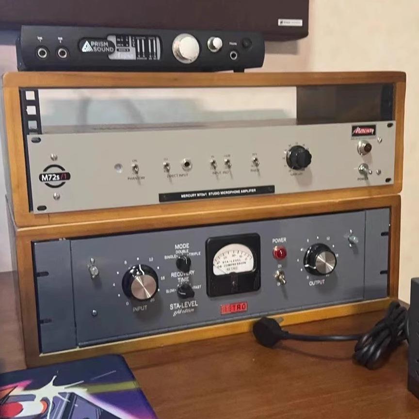 录音棚桌面机柜1U2U 3U 4U 5U 6U8U10U 定制工作台专业机架纯实木