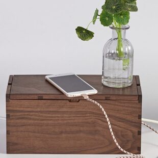 喜起黑胡桃实木排插收纳盒木质集线盒插座整理盒桌面电线理线盒