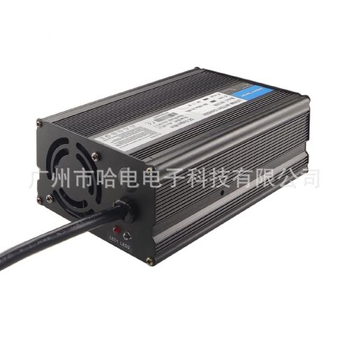 36V15A(42V 43.8V 44.4V)道路割草机充电器道路清洁车充电器